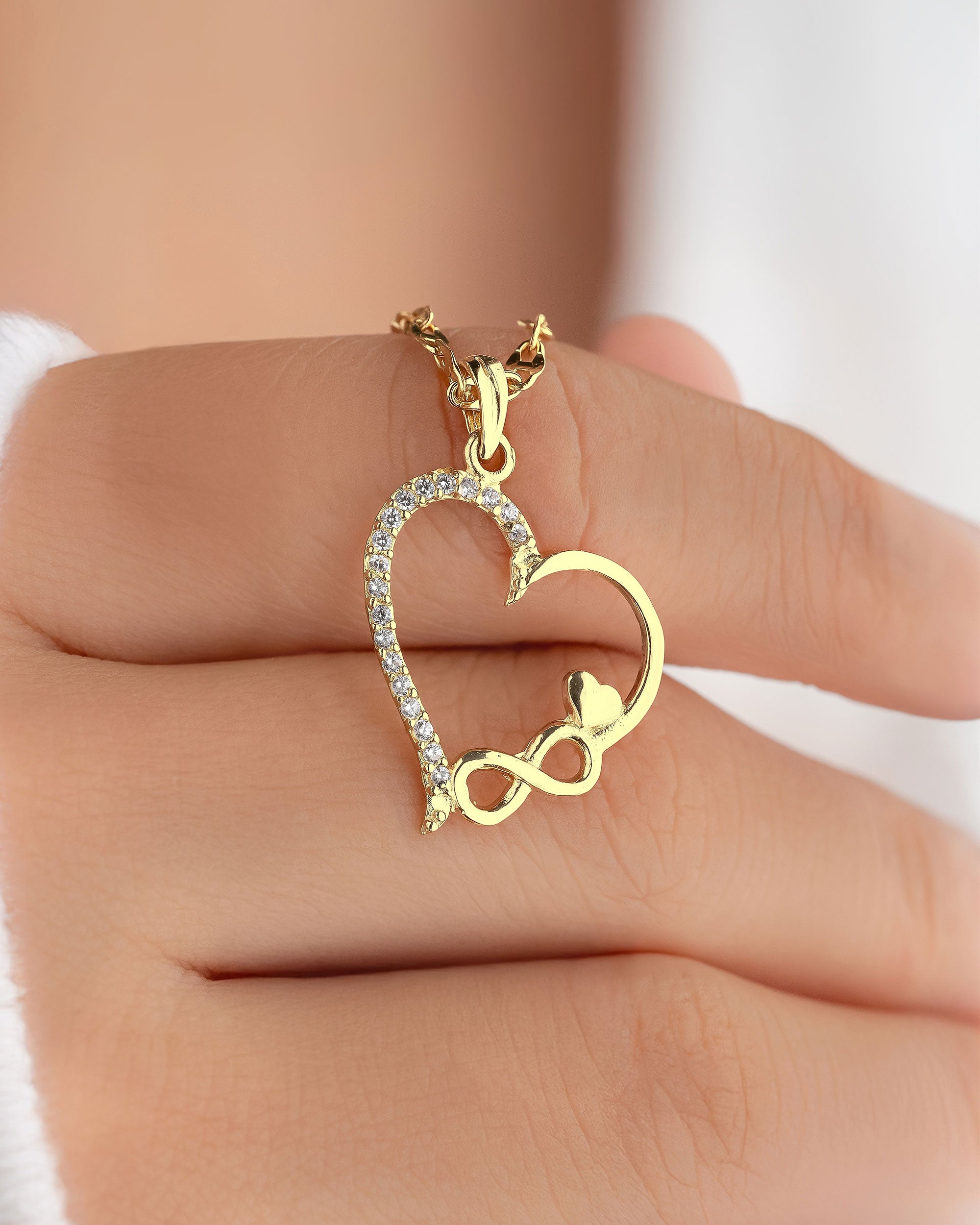 Dije Corazón Infinito