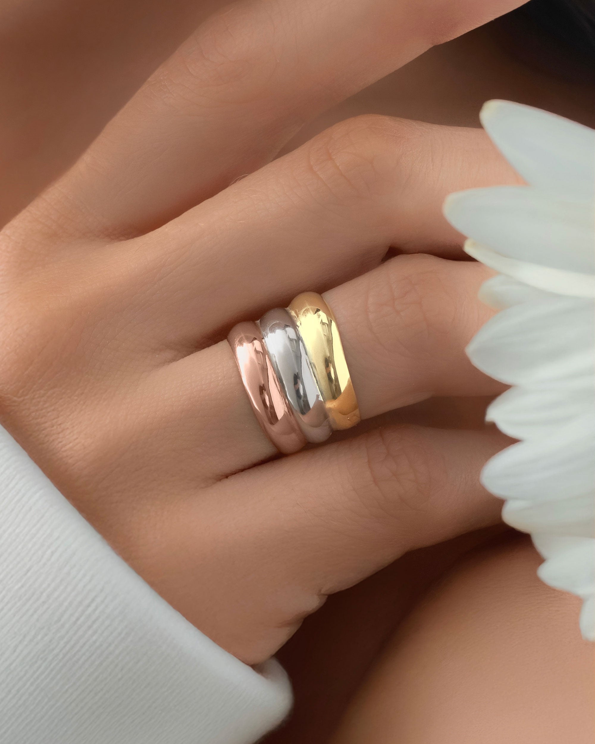 Anillo Triada