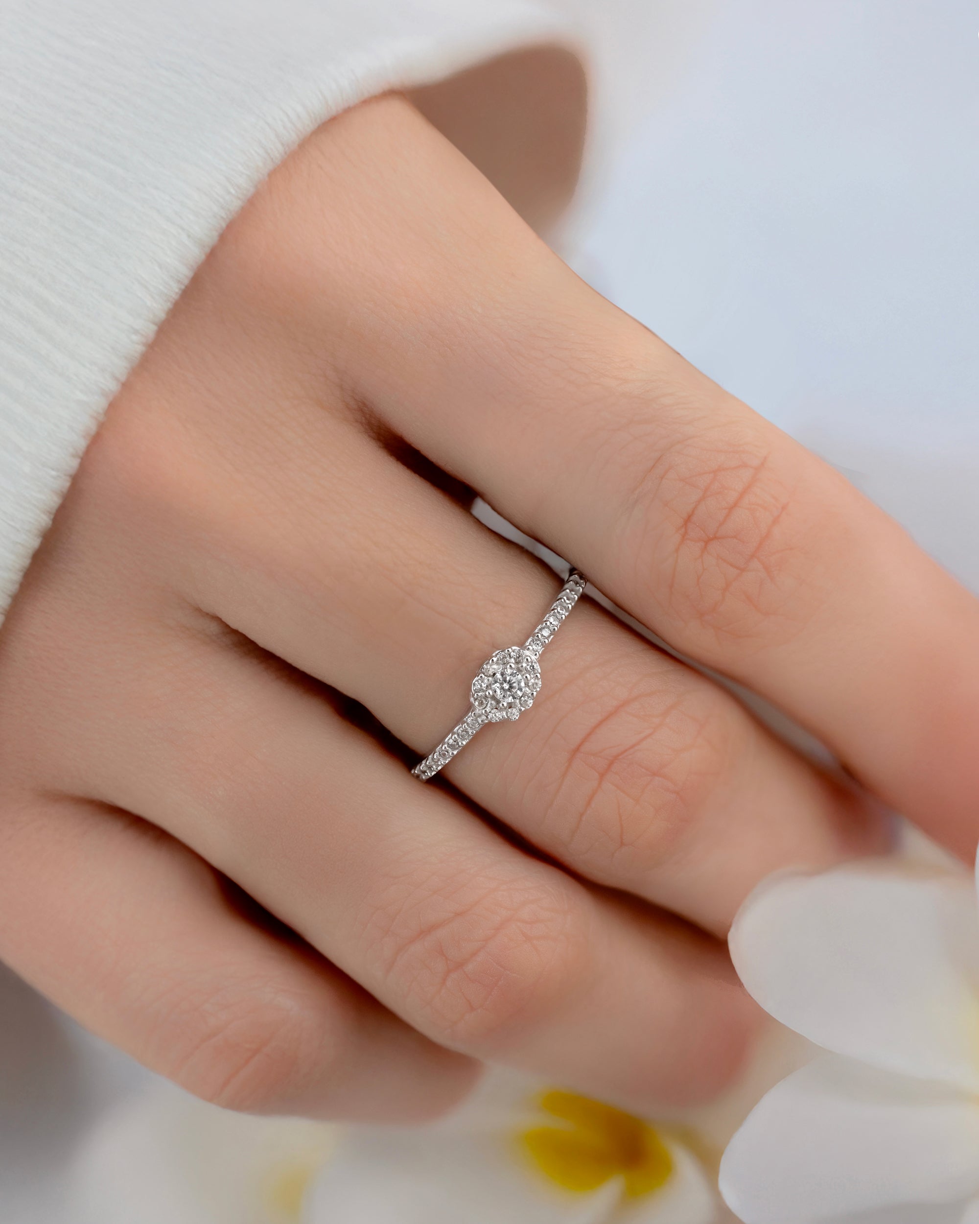 Anillo Elara